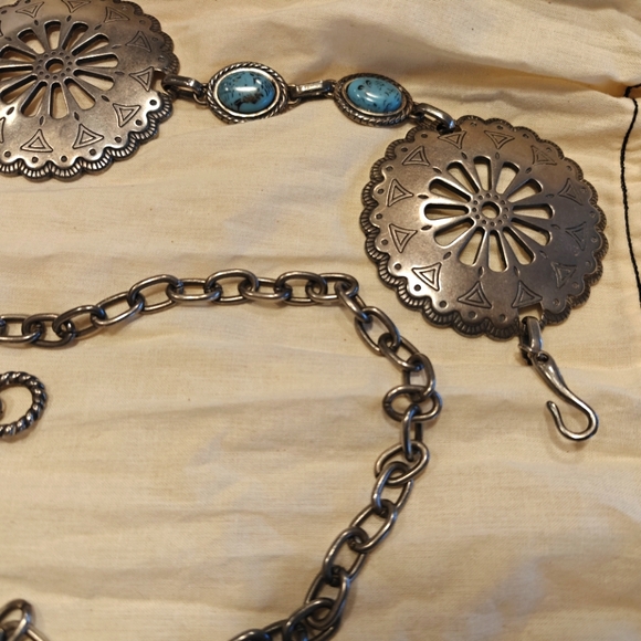 Vintage Bohemian metal belt - Picture 2 of 3